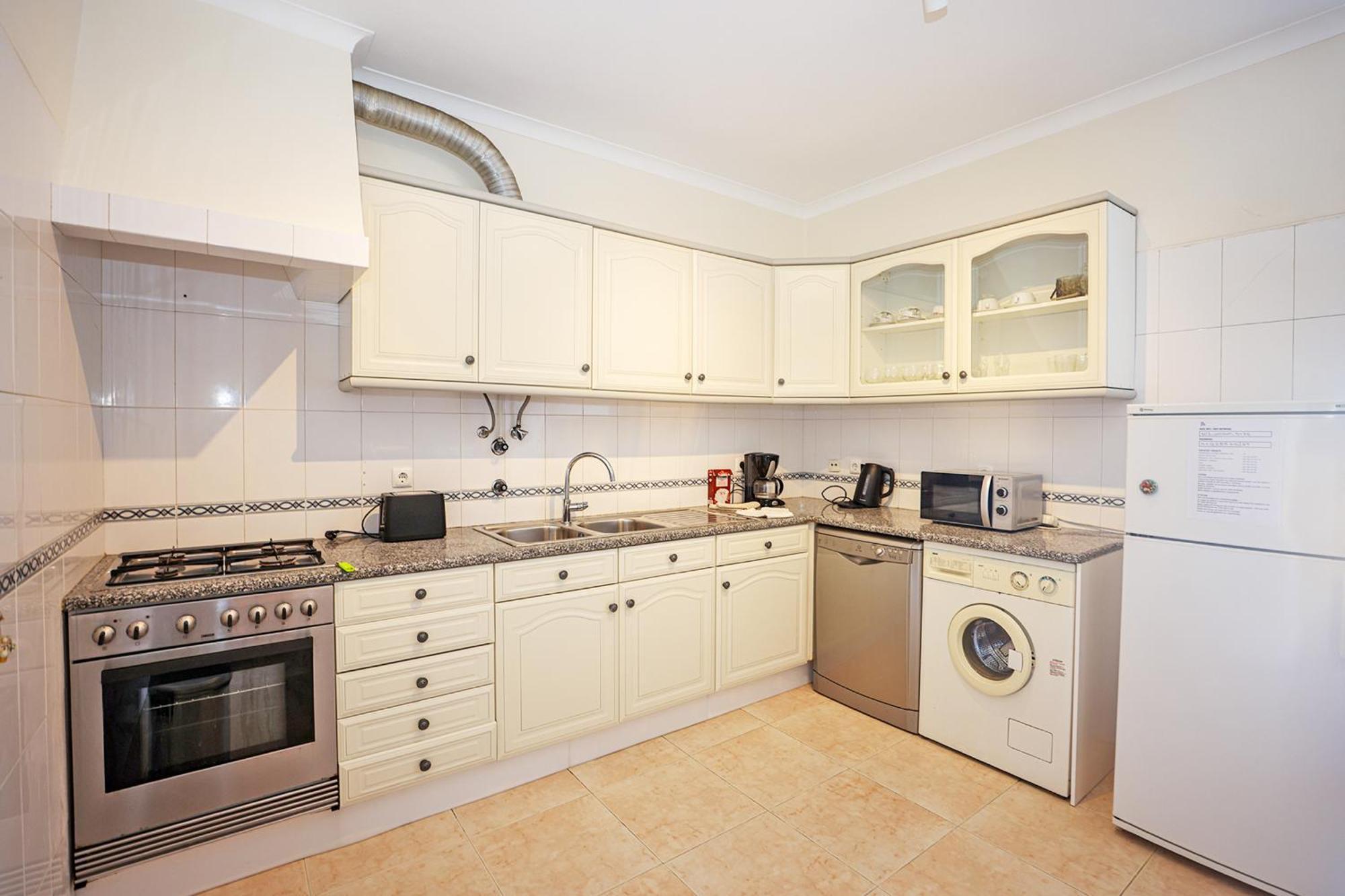 C25 - Town Center Apartment In Lagos Buitenkant foto